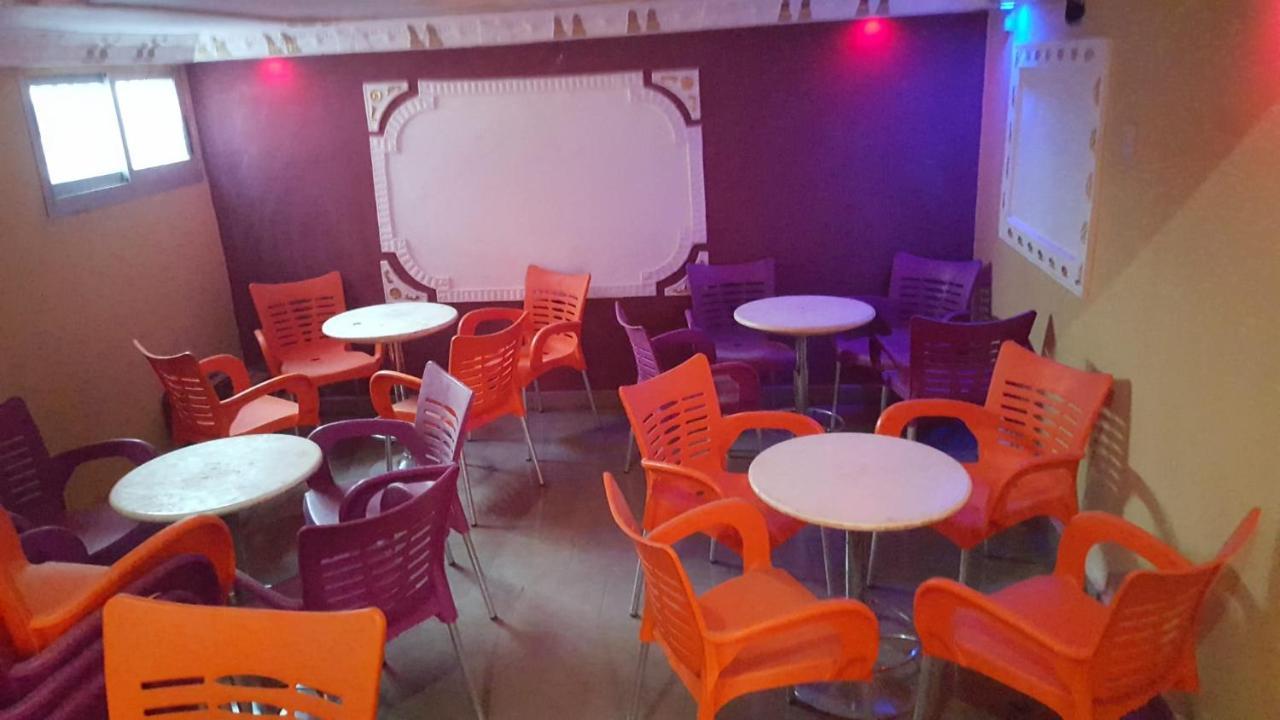 Britannia Hotel Cmr Yaoundé エクステリア 写真