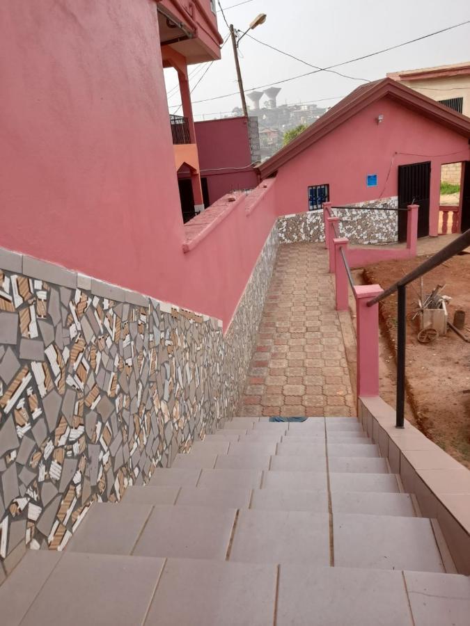 Britannia Hotel Cmr Yaoundé エクステリア 写真