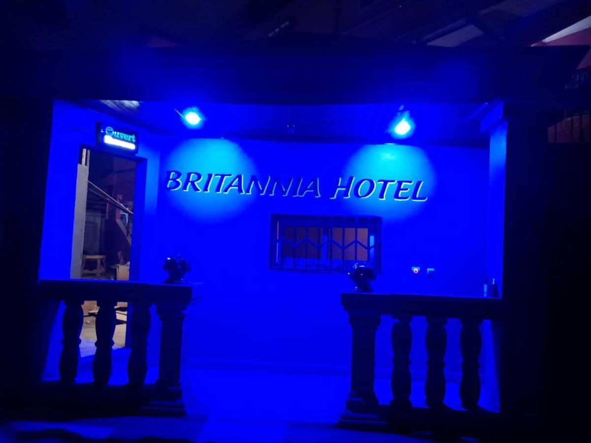 Britannia Hotel Cmr Yaoundé エクステリア 写真