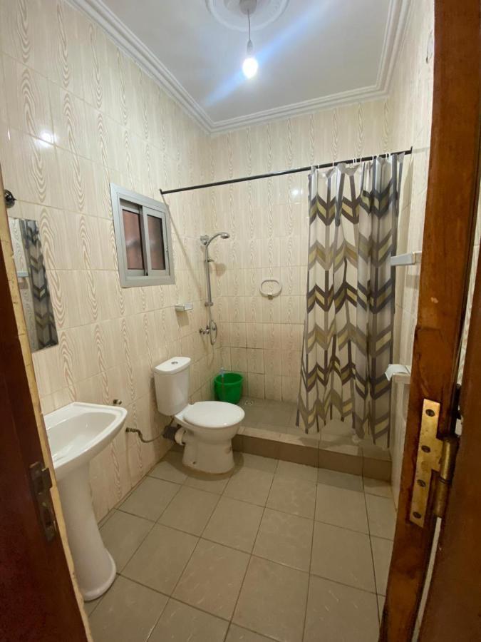 Britannia Hotel Cmr Yaoundé エクステリア 写真