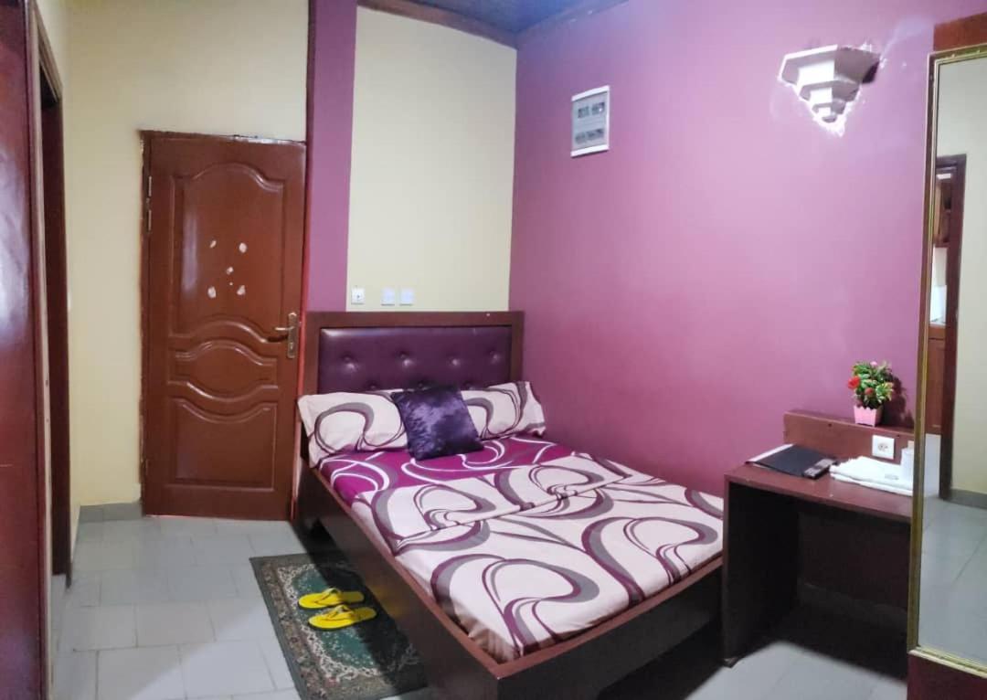 Britannia Hotel Cmr Yaoundé エクステリア 写真