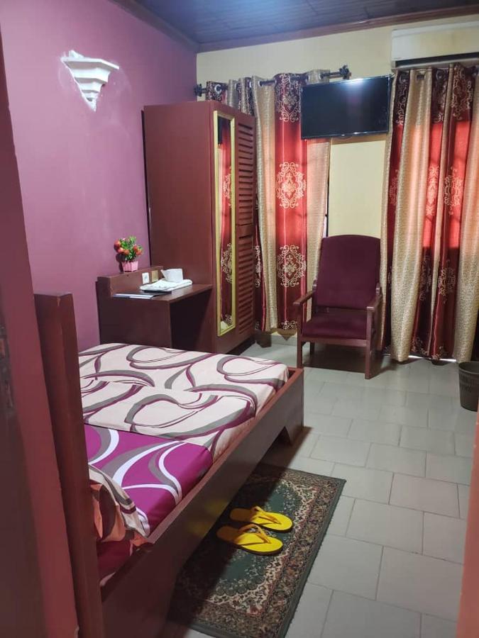 Britannia Hotel Cmr Yaoundé エクステリア 写真