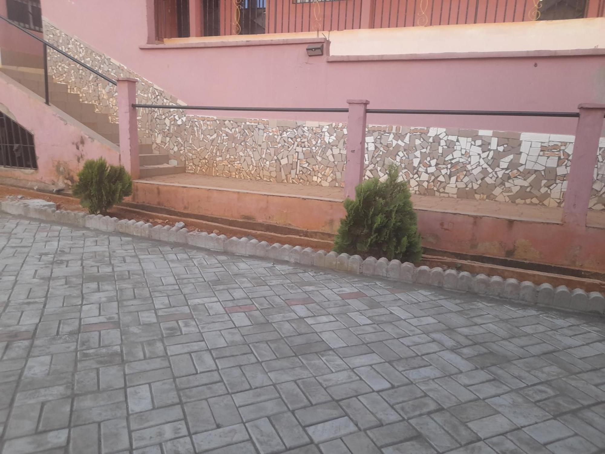 Britannia Hotel Cmr Yaoundé エクステリア 写真